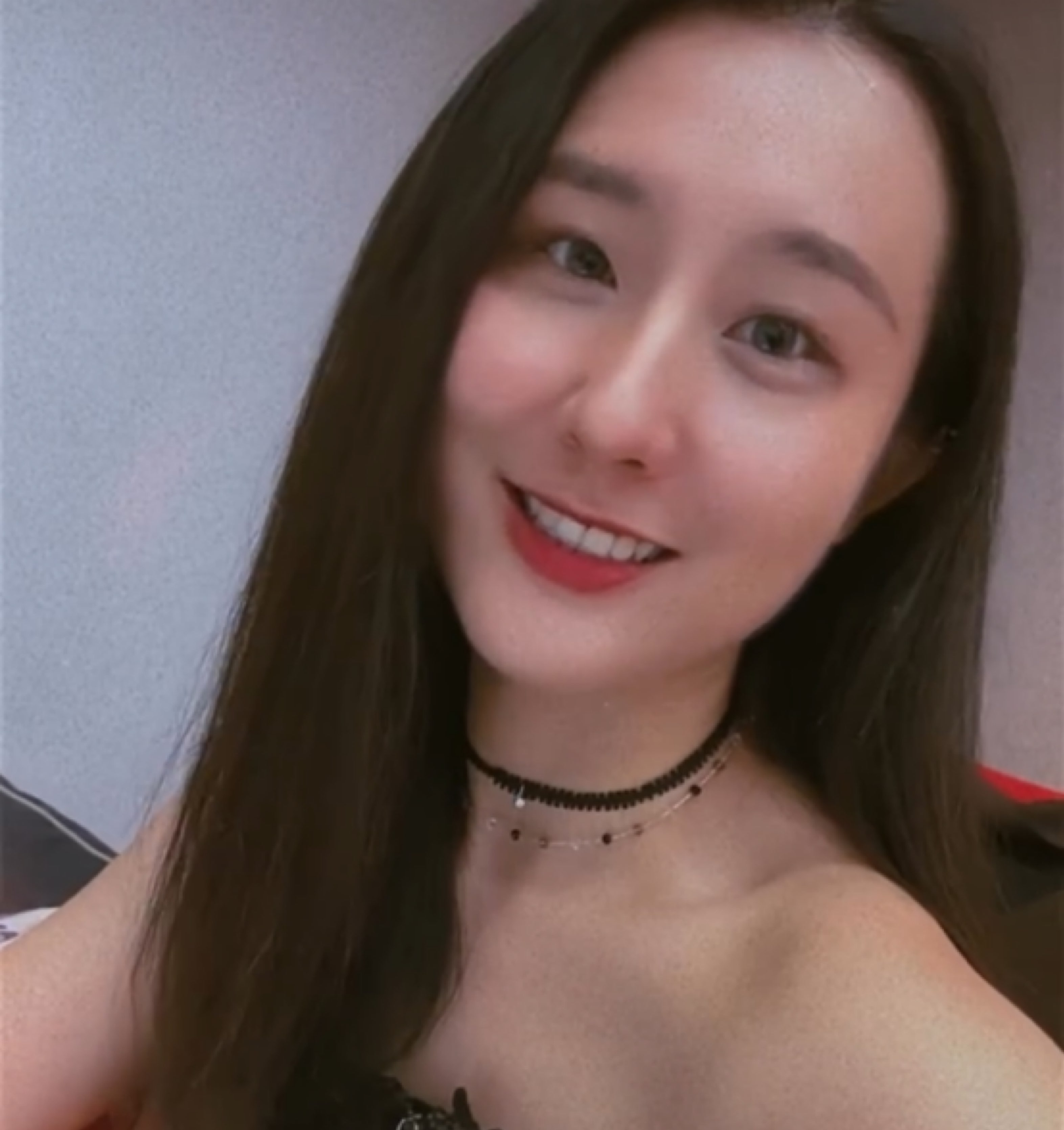 觀看柒柒Chelsea最新影片與貼文 - 17LIVE - Live Streaming