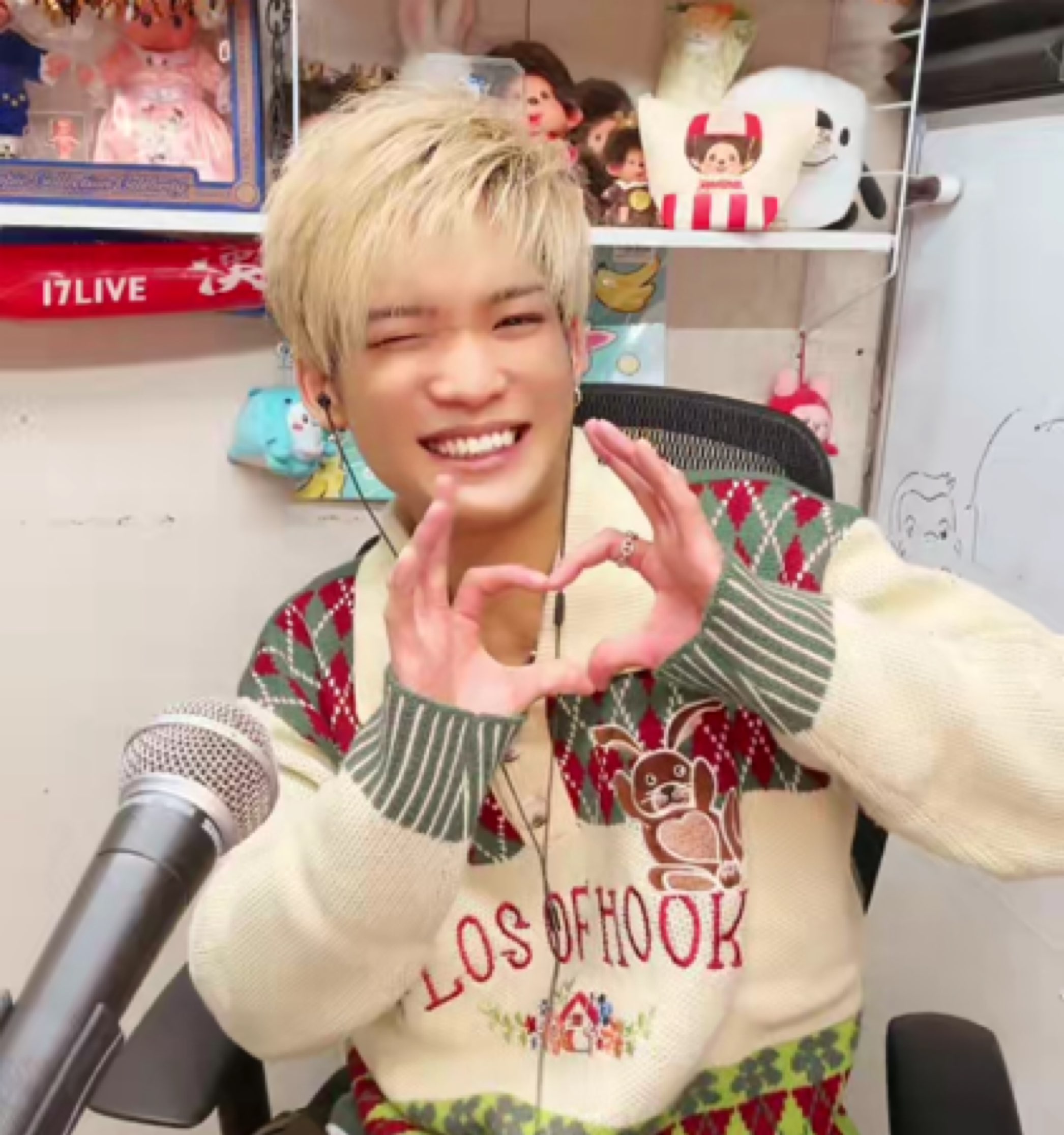 觀看🌹🍾ちほ🍾🌹最新影片與貼文 - 17LIVE - Live Streaming