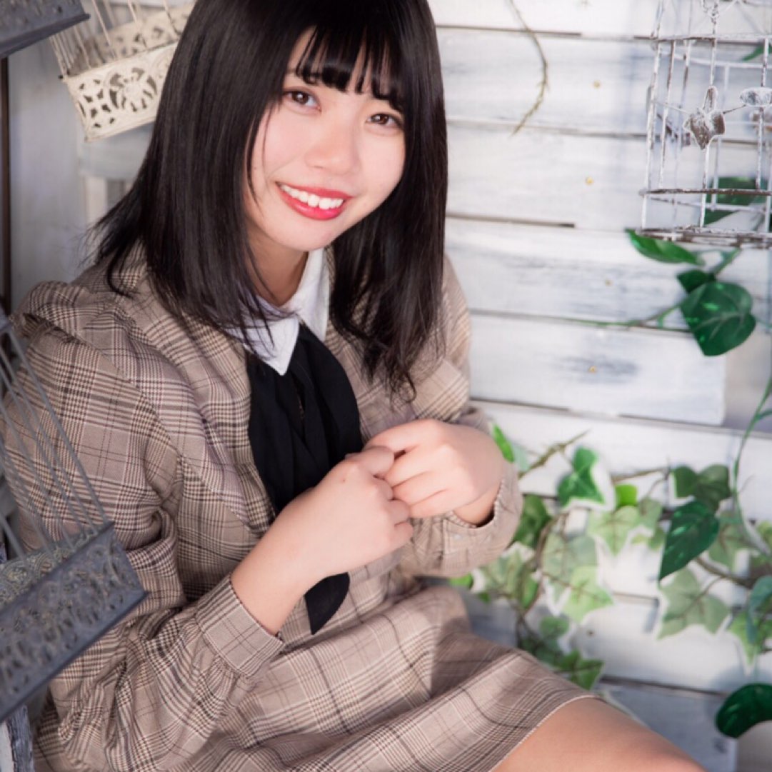 あかり_akariのプロファイルと最新情報をチェックしましょう - 17LIVE