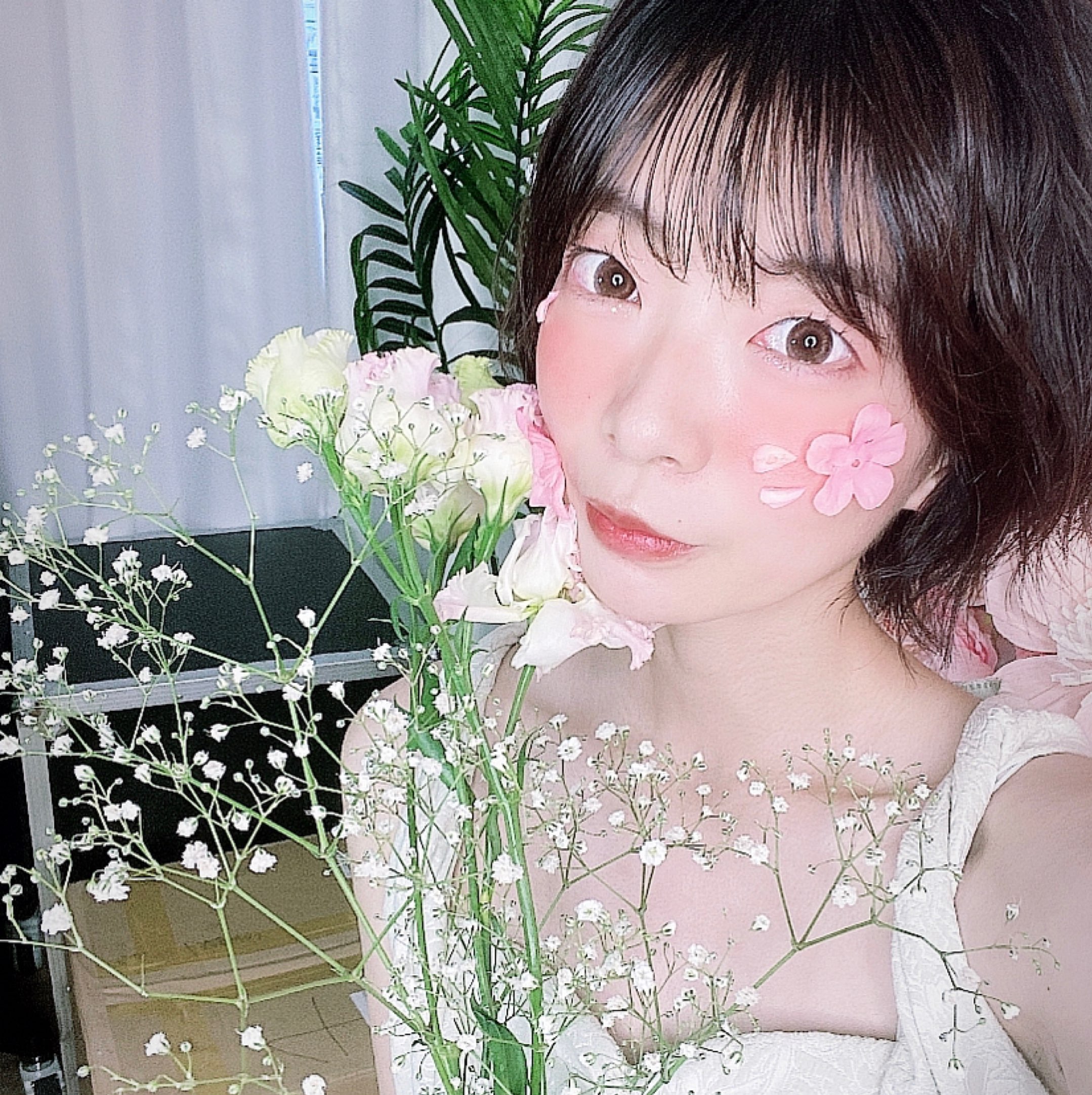 Watch えりな1128's profile and the latest news on 17LIVE - Live