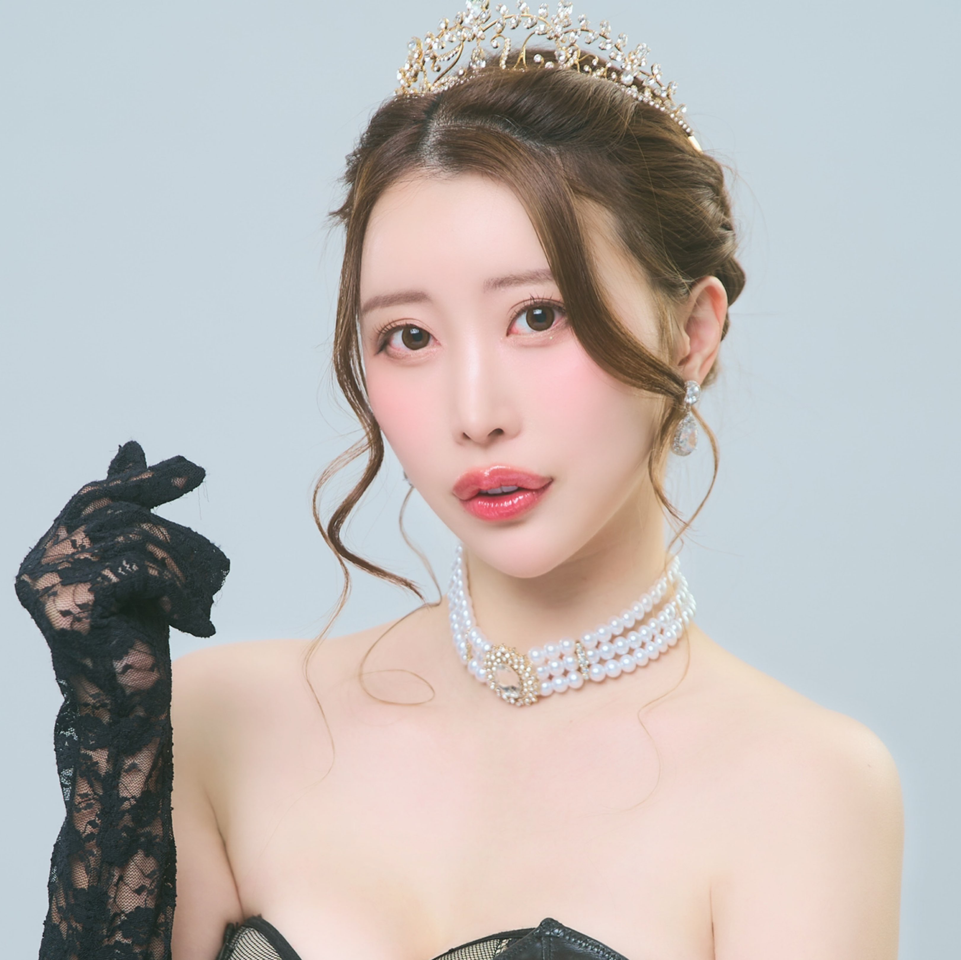 葉月17 Watch 葉月🐰🍓Hazuki💋's profile and the latest news on
