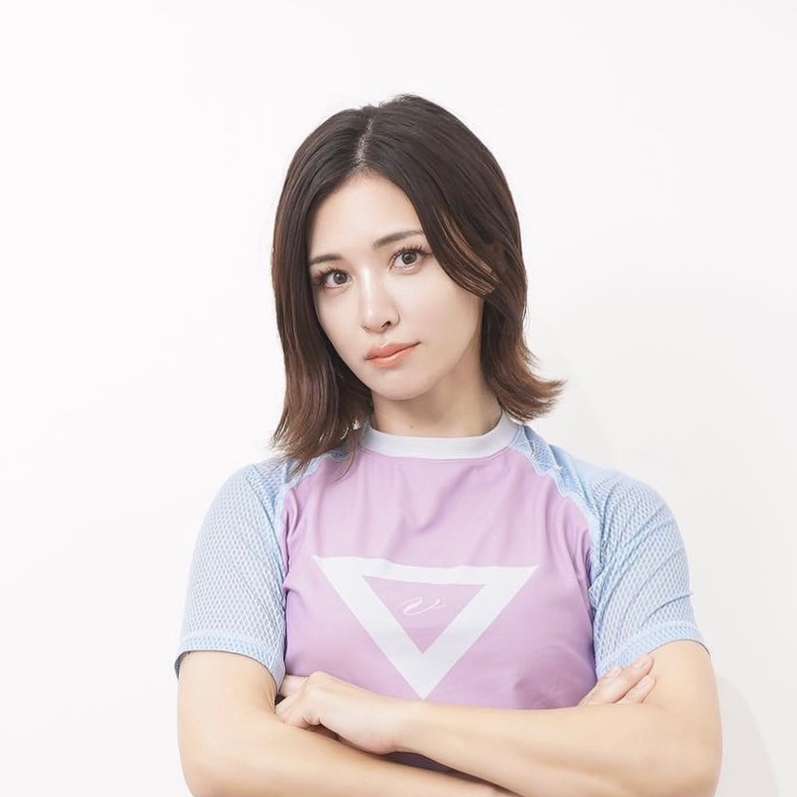 あきぴ。のプロファイルと最新情報をチェックしましょう - 17LIVE