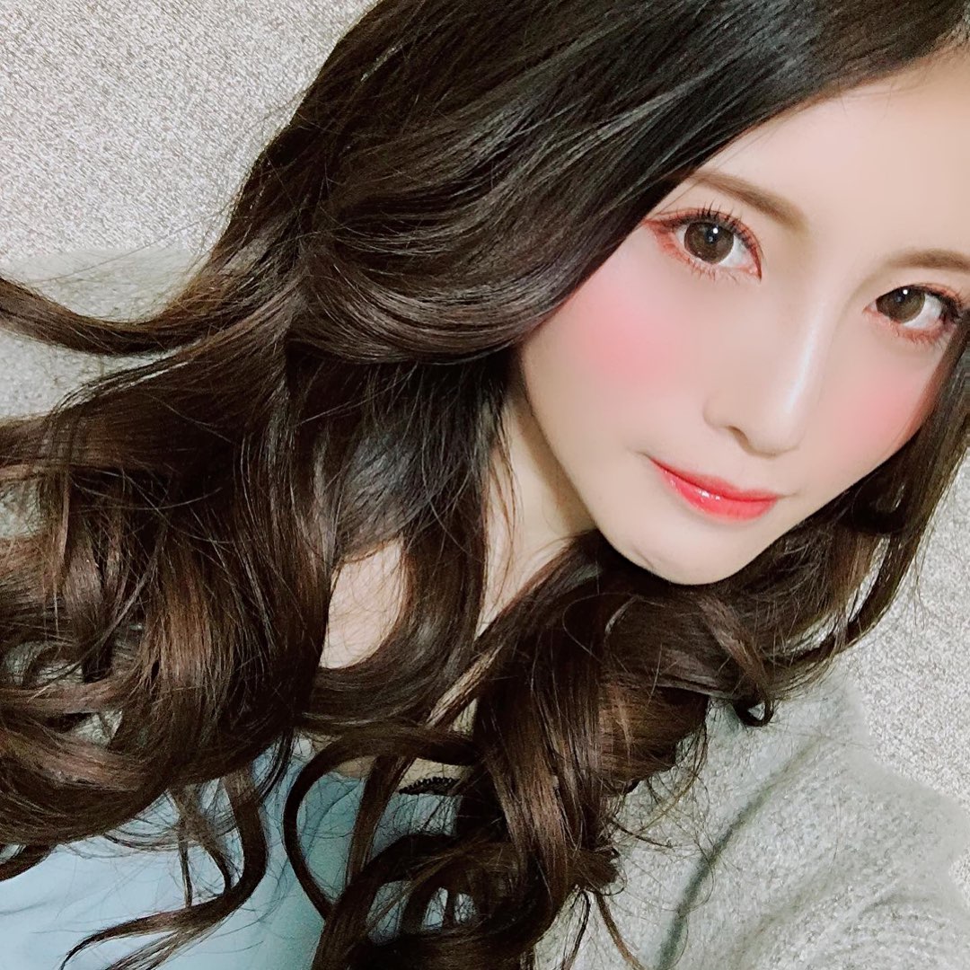 D5FF24F8-467D-4A27-B37F-