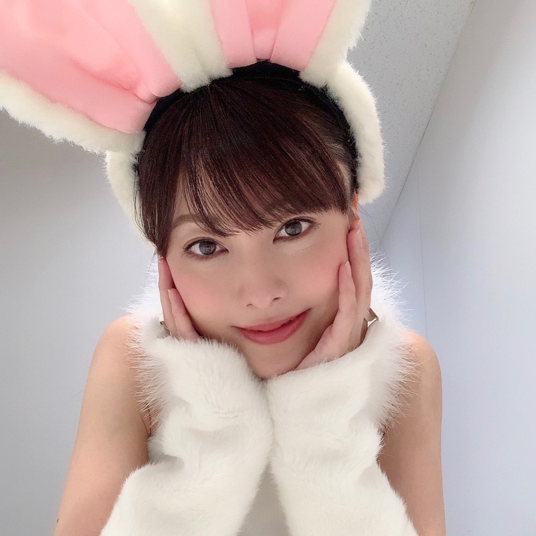 Watch 佐藤あずさ🌹🍚🐈's profile and the latest news on 17LIVE