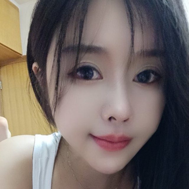 PlayLixt Live Video Streams. Periscope, YouNow, Vichatter,