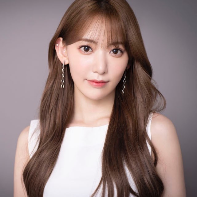 Watch 宮脇咲良_official's latest videos and posts on 17LIVE - Live